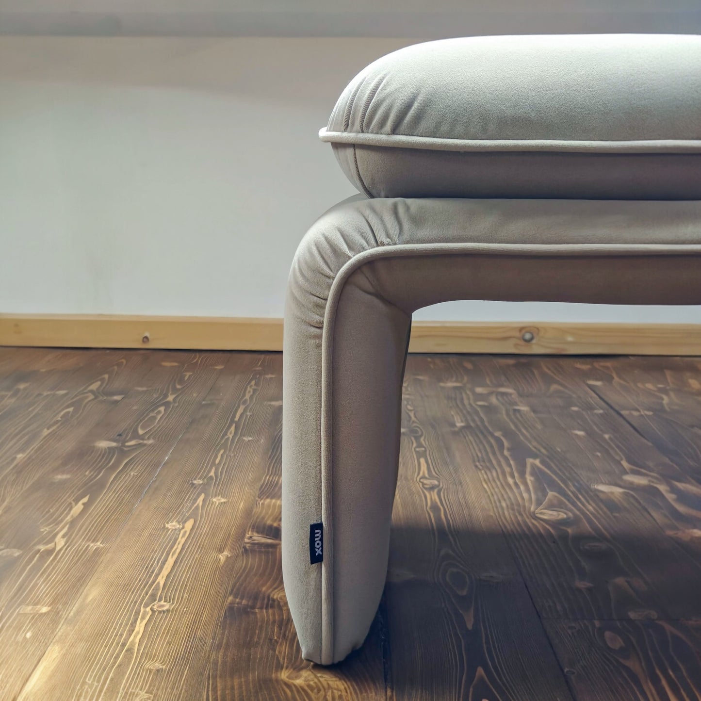 Ottoman Lilia Premium